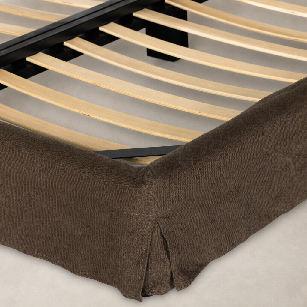 Slipcover bed in Brussels Coffee with a stylish and textured finish.