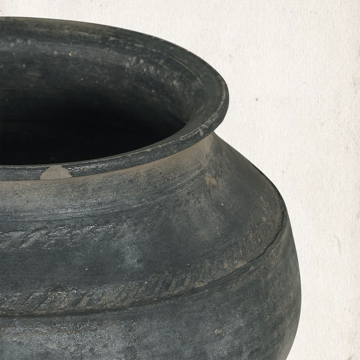 Village Clay Pot