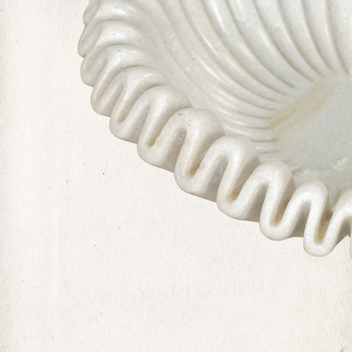 Scalloped Round Marble Bowl, X-Large