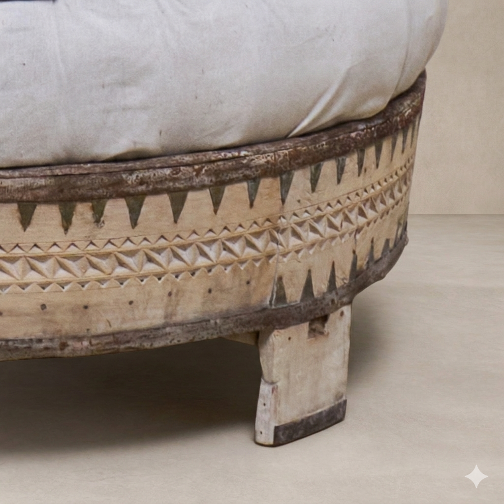 Indy Vintage Chakki Ottoman (T028)