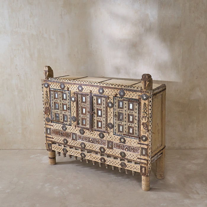 Vintage Damchiya Chest (T001)