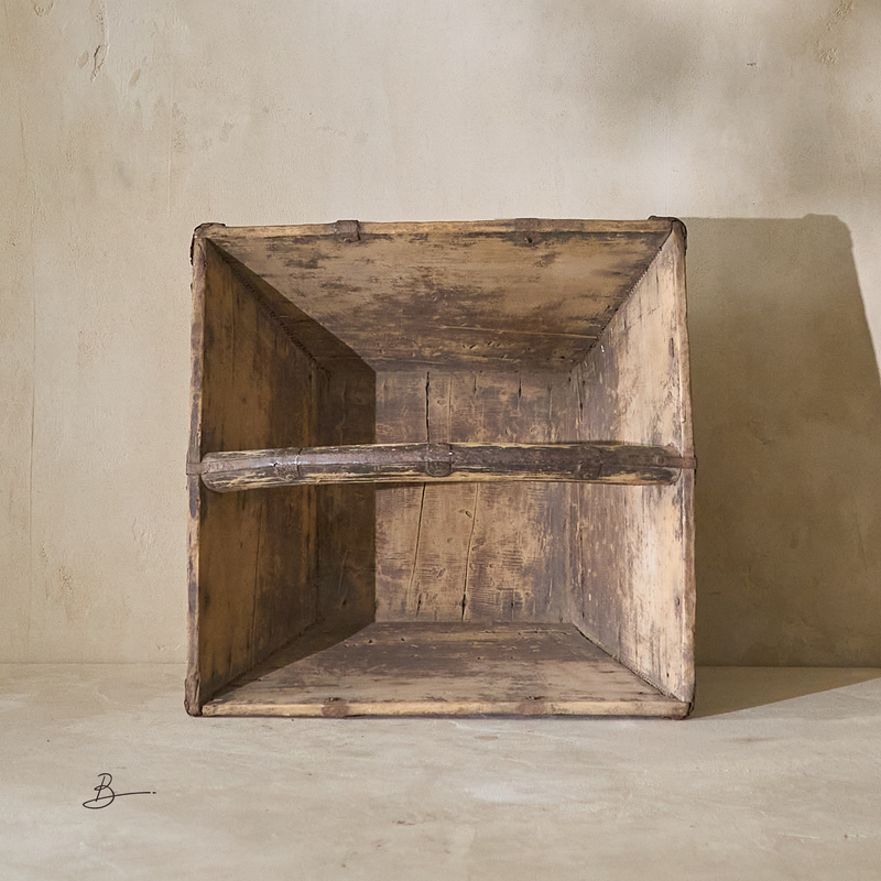 Anhui Vintage Rice Bucket - 19th Century